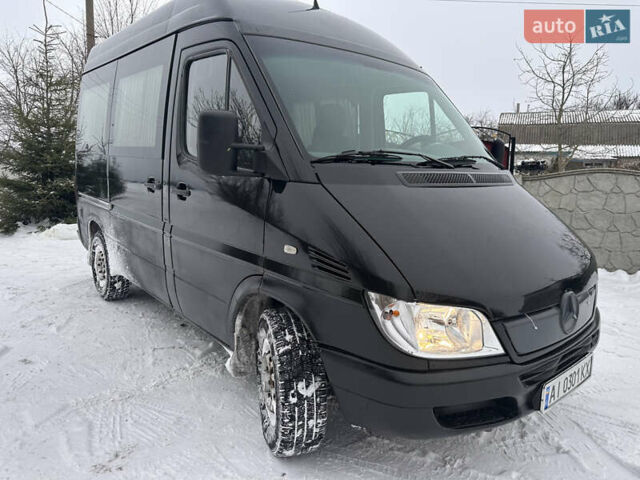 Черный Мерседес Sprinter, объемом двигателя 2.15 л и пробегом 505 тыс. км за 6800 $, фото 2 на Automoto.ua