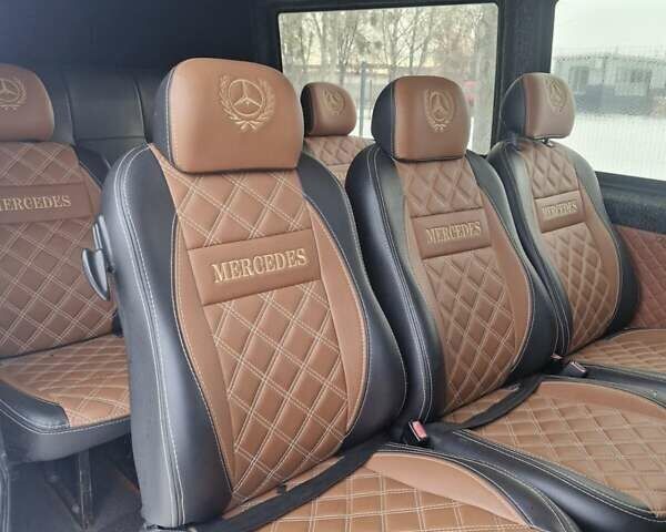 Черный Мерседес Sprinter, объемом двигателя 2.69 л и пробегом 730 тыс. км за 9500 $, фото 6 на Automoto.ua