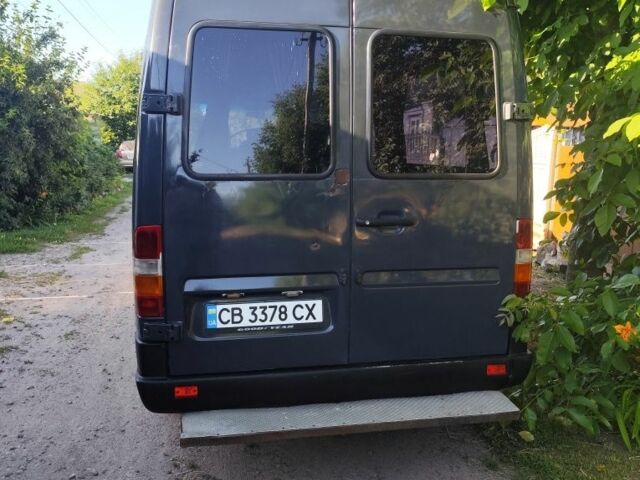 Черный Мерседес Sprinter, объемом двигателя 0 л и пробегом 600 тыс. км за 6500 $, фото 2 на Automoto.ua