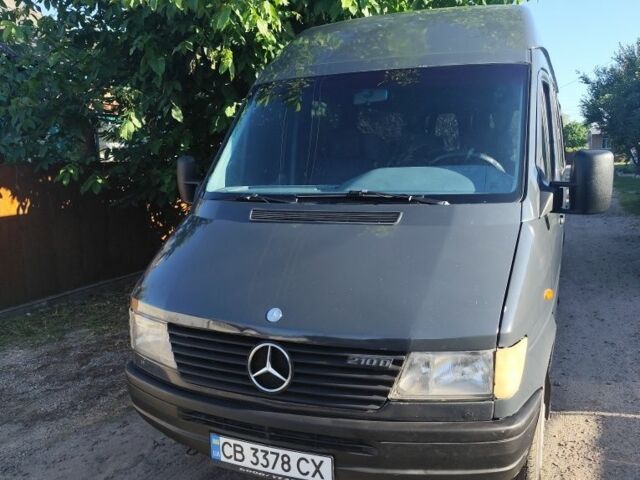Черный Мерседес Sprinter, объемом двигателя 0 л и пробегом 600 тыс. км за 6500 $, фото 3 на Automoto.ua