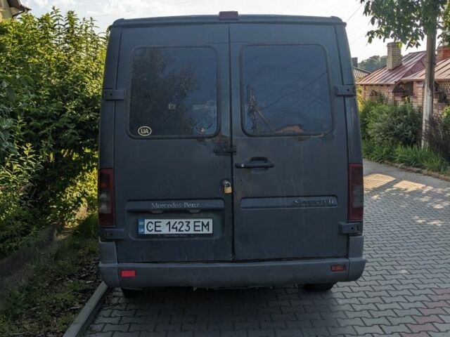 Черный Мерседес Sprinter, объемом двигателя 2.1 л и пробегом 750 тыс. км за 4200 $, фото 3 на Automoto.ua
