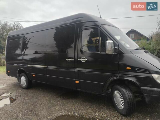 Черный Мерседес Sprinter, объемом двигателя 2.9 л и пробегом 885 тыс. км за 7600 $, фото 5 на Automoto.ua