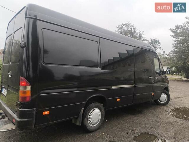 Черный Мерседес Sprinter, объемом двигателя 2.9 л и пробегом 885 тыс. км за 7600 $, фото 1 на Automoto.ua