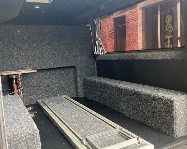 Чорний Мерседес Sprinter, об'ємом двигуна 2.3 л та пробігом 280 тис. км за 9500 $, фото 4 на Automoto.ua