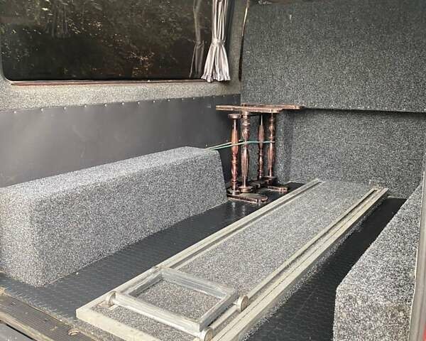 Чорний Мерседес Sprinter, об'ємом двигуна 2.3 л та пробігом 280 тис. км за 9500 $, фото 6 на Automoto.ua