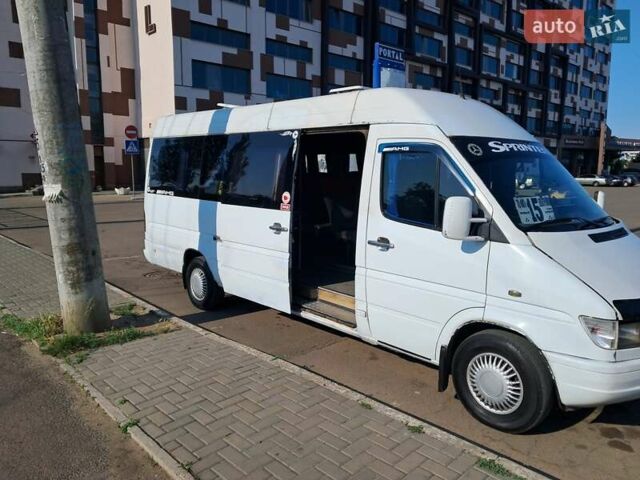 Черный Мерседес Sprinter, объемом двигателя 2.9 л и пробегом 230 тыс. км за 6500 $, фото 5 на Automoto.ua