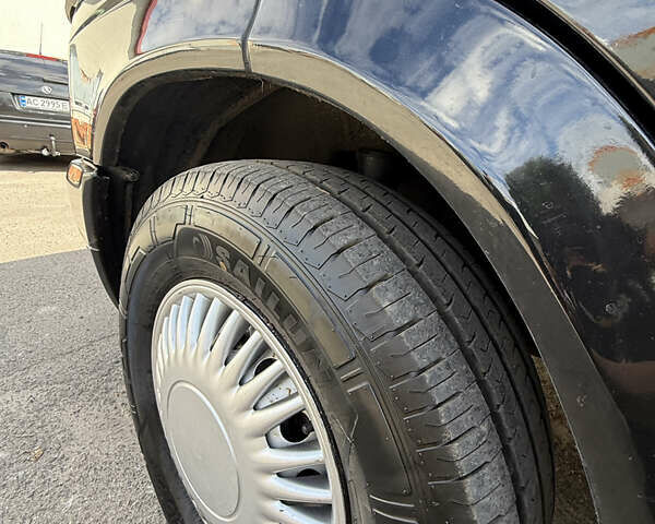 Черный Мерседес Sprinter, объемом двигателя 2.1 л и пробегом 475 тыс. км за 11200 $, фото 11 на Automoto.ua