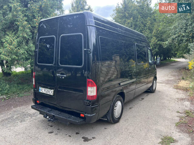 Черный Мерседес Sprinter, объемом двигателя 2.1 л и пробегом 475 тыс. км за 11200 $, фото 4 на Automoto.ua
