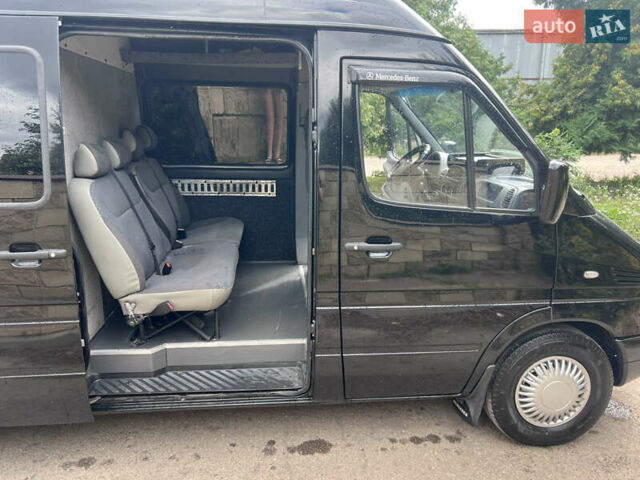 Черный Мерседес Sprinter, объемом двигателя 2.1 л и пробегом 475 тыс. км за 11200 $, фото 21 на Automoto.ua