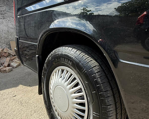 Черный Мерседес Sprinter, объемом двигателя 2.1 л и пробегом 475 тыс. км за 11200 $, фото 10 на Automoto.ua