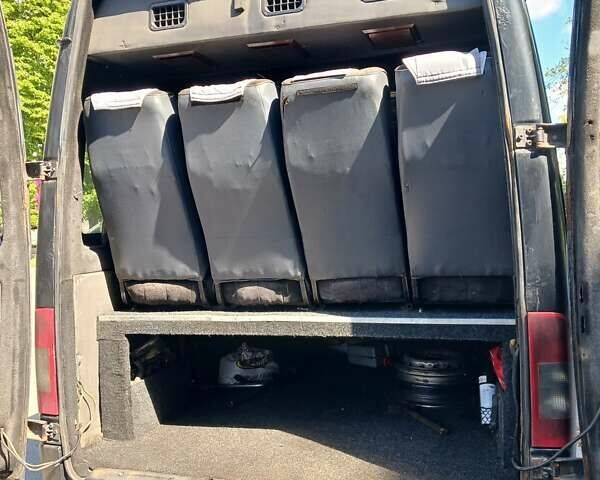 Чорний Мерседес Sprinter, об'ємом двигуна 2.1 л та пробігом 600 тис. км за 9500 $, фото 8 на Automoto.ua