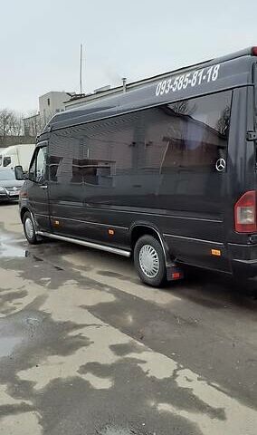 Чорний Мерседес Sprinter, об'ємом двигуна 2.1 л та пробігом 600 тис. км за 9500 $, фото 1 на Automoto.ua