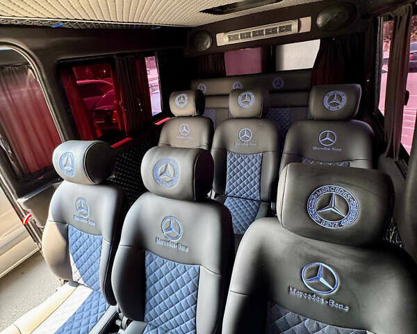 Черный Мерседес Sprinter, объемом двигателя 2.7 л и пробегом 500 тыс. км за 13500 $, фото 9 на Automoto.ua
