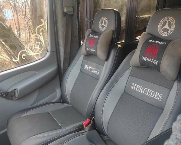 Черный Мерседес Sprinter, объемом двигателя 0 л и пробегом 815 тыс. км за 10500 $, фото 4 на Automoto.ua