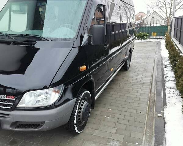 Черный Мерседес Sprinter, объемом двигателя 2.7 л и пробегом 450 тыс. км за 18000 $, фото 7 на Automoto.ua