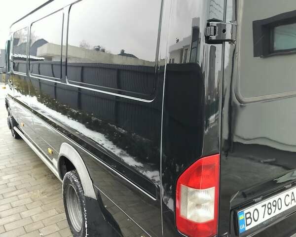 Черный Мерседес Sprinter, объемом двигателя 2.7 л и пробегом 450 тыс. км за 18000 $, фото 2 на Automoto.ua