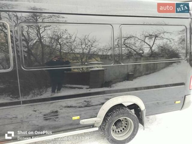 Черный Мерседес Sprinter, объемом двигателя 2.7 л и пробегом 450 тыс. км за 18000 $, фото 12 на Automoto.ua