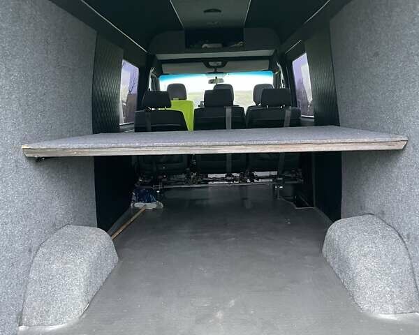 Чорний Мерседес Sprinter, об'ємом двигуна 2.2 л та пробігом 360 тис. км за 14500 $, фото 12 на Automoto.ua