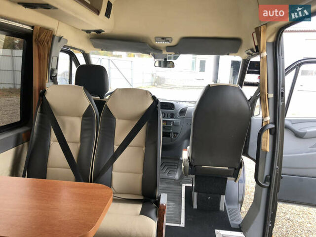 Черный Мерседес Sprinter, объемом двигателя 0 л и пробегом 280 тыс. км за 15500 $, фото 14 на Automoto.ua