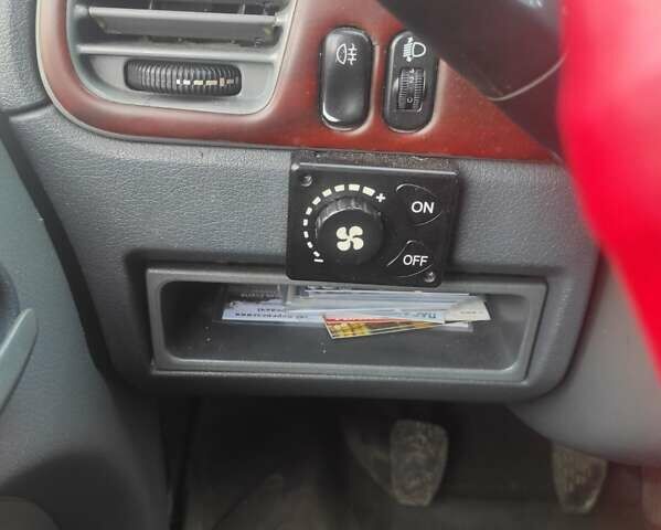 Чорний Мерседес Sprinter, об'ємом двигуна 0 л та пробігом 815 тис. км за 10500 $, фото 9 на Automoto.ua
