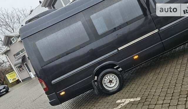 Чорний Мерседес Sprinter, об'ємом двигуна 2.69 л та пробігом 610 тис. км за 13500 $, фото 4 на Automoto.ua