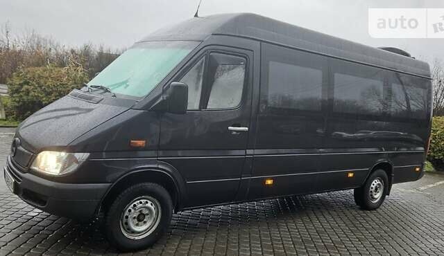 Чорний Мерседес Sprinter, об'ємом двигуна 2.69 л та пробігом 610 тис. км за 13500 $, фото 16 на Automoto.ua