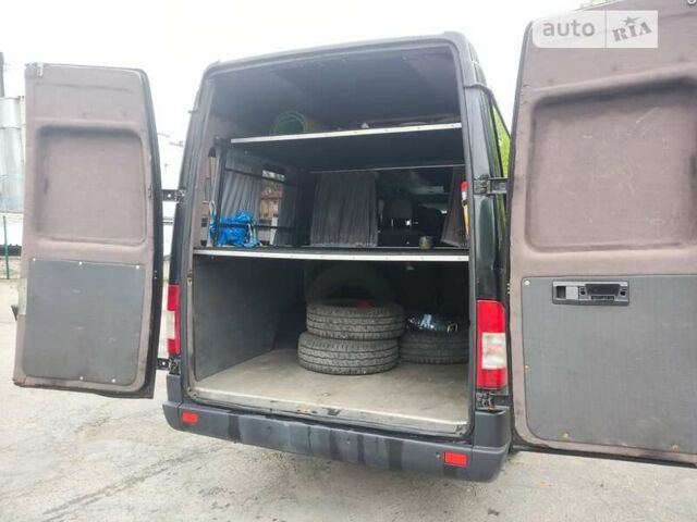 Чорний Мерседес Sprinter, об'ємом двигуна 2.7 л та пробігом 620 тис. км за 9600 $, фото 3 на Automoto.ua