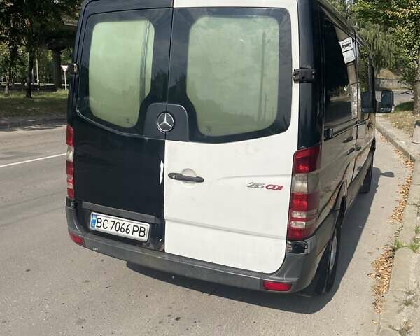 Черный Мерседес Sprinter, объемом двигателя 2.15 л и пробегом 395 тыс. км за 7900 $, фото 4 на Automoto.ua