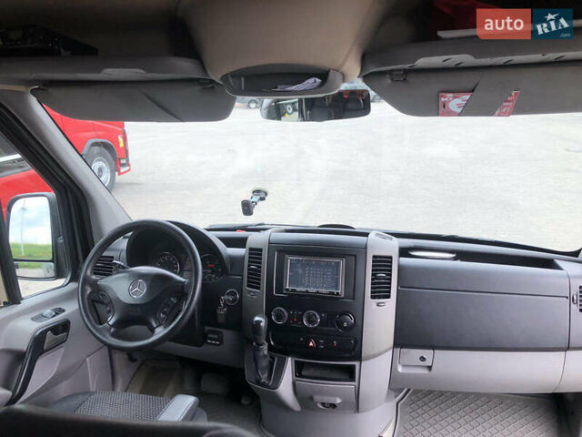 Черный Мерседес Sprinter, объемом двигателя 3 л и пробегом 530 тыс. км за 16600 $, фото 9 на Automoto.ua