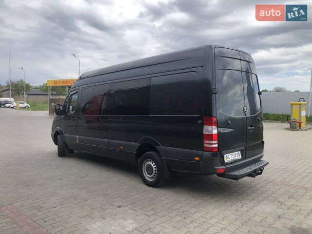 Черный Мерседес Sprinter, объемом двигателя 3 л и пробегом 530 тыс. км за 16600 $, фото 4 на Automoto.ua