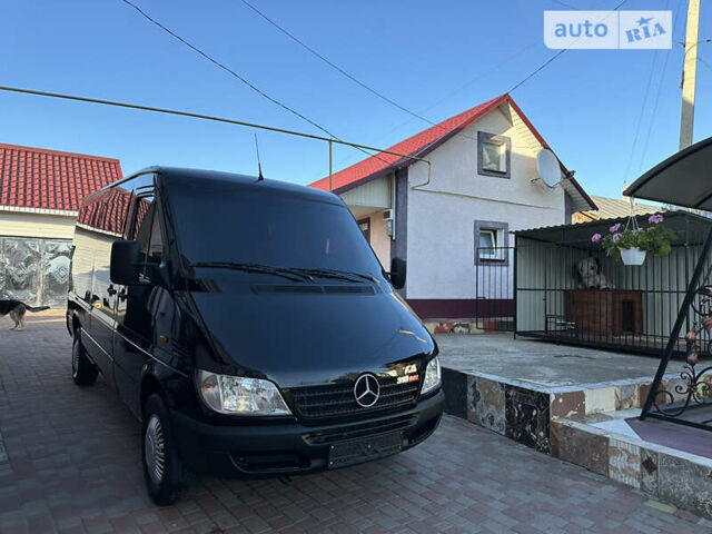 Чорний Мерседес Sprinter, об'ємом двигуна 2.15 л та пробігом 290 тис. км за 7999 $, фото 2 на Automoto.ua