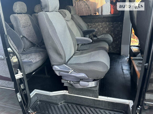 Чорний Мерседес Sprinter, об'ємом двигуна 2.15 л та пробігом 290 тис. км за 7999 $, фото 42 на Automoto.ua