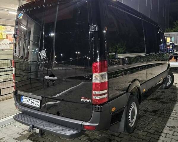 Черный Мерседес Sprinter, объемом двигателя 2.2 л и пробегом 512 тыс. км за 20000 $, фото 2 на Automoto.ua