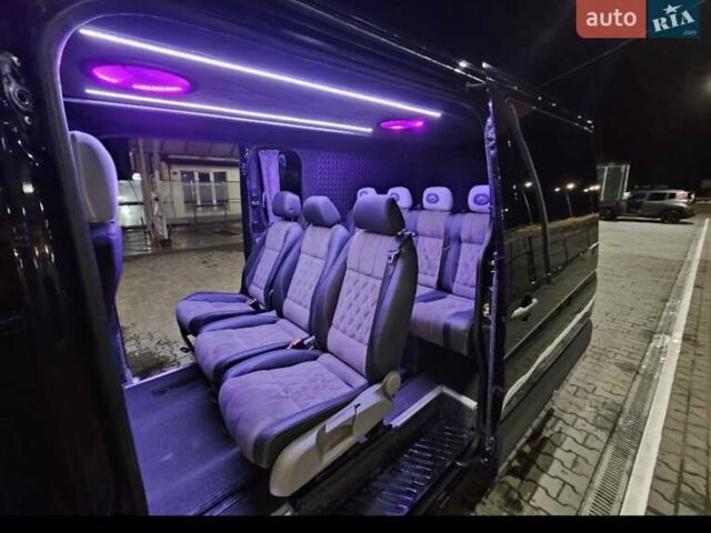 Черный Мерседес Sprinter, объемом двигателя 2.2 л и пробегом 512 тыс. км за 20000 $, фото 6 на Automoto.ua