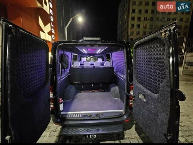 Черный Мерседес Sprinter, объемом двигателя 2.2 л и пробегом 512 тыс. км за 20000 $, фото 4 на Automoto.ua