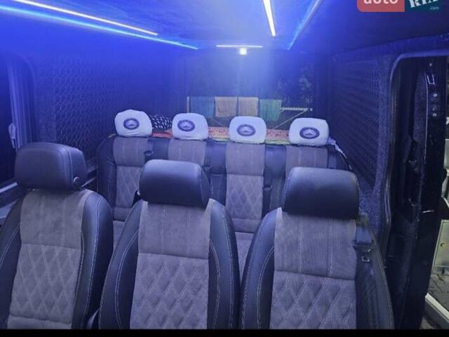 Черный Мерседес Sprinter, объемом двигателя 2.2 л и пробегом 512 тыс. км за 20000 $, фото 8 на Automoto.ua