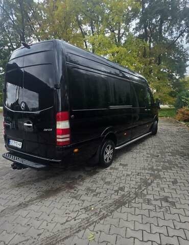 Черный Мерседес Sprinter, объемом двигателя 0 л и пробегом 240 тыс. км за 17900 $, фото 8 на Automoto.ua