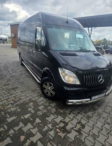 Черный Мерседес Sprinter, объемом двигателя 0 л и пробегом 240 тыс. км за 17900 $, фото 5 на Automoto.ua