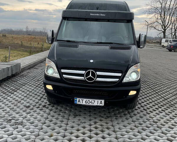 Чорний Мерседес Sprinter, об'ємом двигуна 2.99 л та пробігом 650 тис. км за 16000 $, фото 12 на Automoto.ua