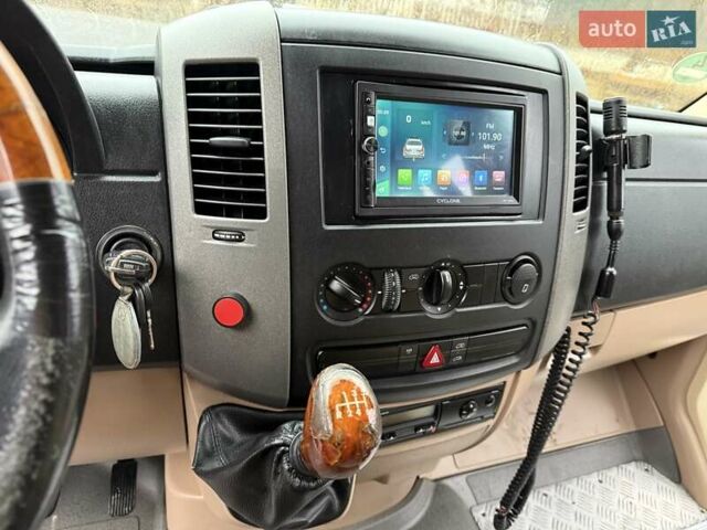 Черный Мерседес Sprinter, объемом двигателя 2.99 л и пробегом 670 тыс. км за 33999 $, фото 16 на Automoto.ua
