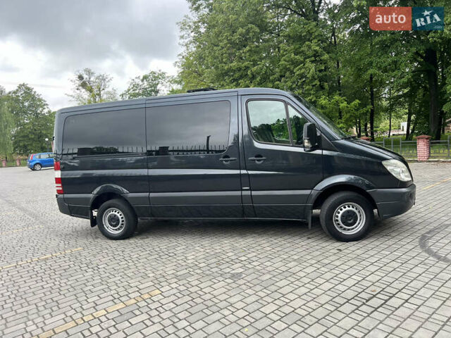 Черный Мерседес Sprinter, объемом двигателя 3 л и пробегом 740 тыс. км за 11884 $, фото 2 на Automoto.ua