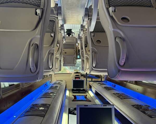 Черный Мерседес Sprinter, объемом двигателя 2.99 л и пробегом 670 тыс. км за 33999 $, фото 27 на Automoto.ua