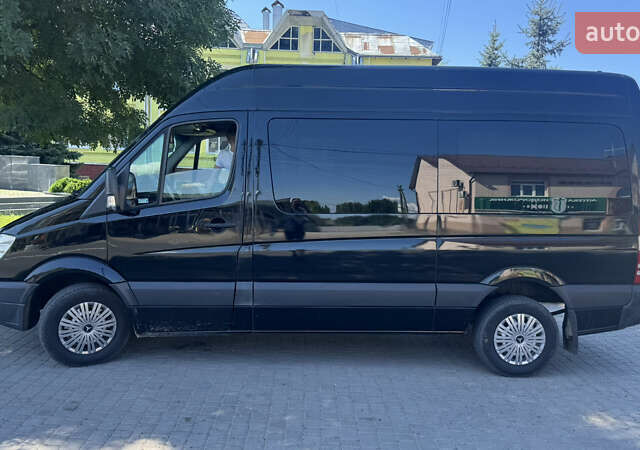 Черный Мерседес Sprinter, объемом двигателя 3.2 л и пробегом 600 тыс. км за 12000 $, фото 1 на Automoto.ua