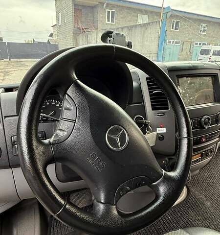 Черный Мерседес Sprinter, объемом двигателя 2.99 л и пробегом 273 тыс. км за 35000 $, фото 12 на Automoto.ua