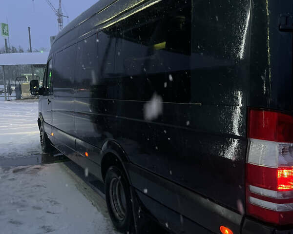 Чорний Мерседес Sprinter, об'ємом двигуна 2.99 л та пробігом 395 тис. км за 27500 $, фото 1 на Automoto.ua