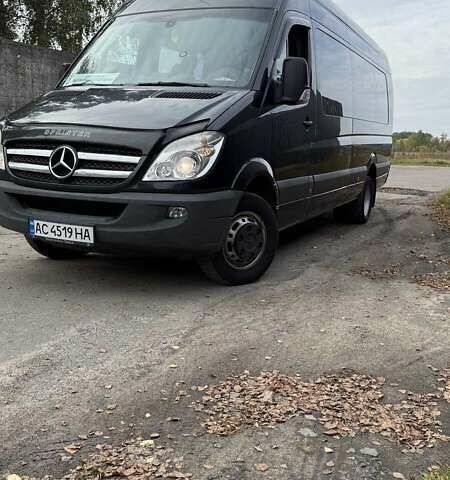 Черный Мерседес Sprinter, объемом двигателя 2.99 л и пробегом 273 тыс. км за 35000 $, фото 7 на Automoto.ua