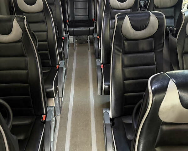 Черный Мерседес Sprinter, объемом двигателя 0 л и пробегом 6 тыс. км за 23000 $, фото 11 на Automoto.ua