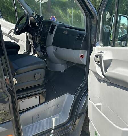 Черный Мерседес Sprinter, объемом двигателя 2.14 л и пробегом 20 тыс. км за 22500 $, фото 12 на Automoto.ua