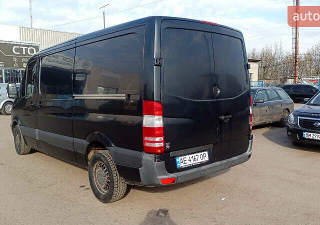 Черный Мерседес Sprinter, объемом двигателя 2.14 л и пробегом 424 тыс. км за 8700 $, фото 8 на Automoto.ua