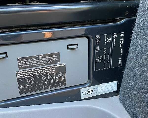 Черный Мерседес Sprinter, объемом двигателя 2.99 л и пробегом 350 тыс. км за 29500 $, фото 11 на Automoto.ua